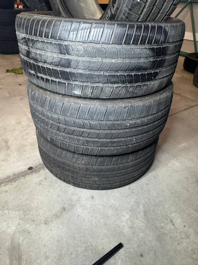 Set of (4) Used 285/45R22 Michelin Defender LTX M/S 114H - 7-7.5/32