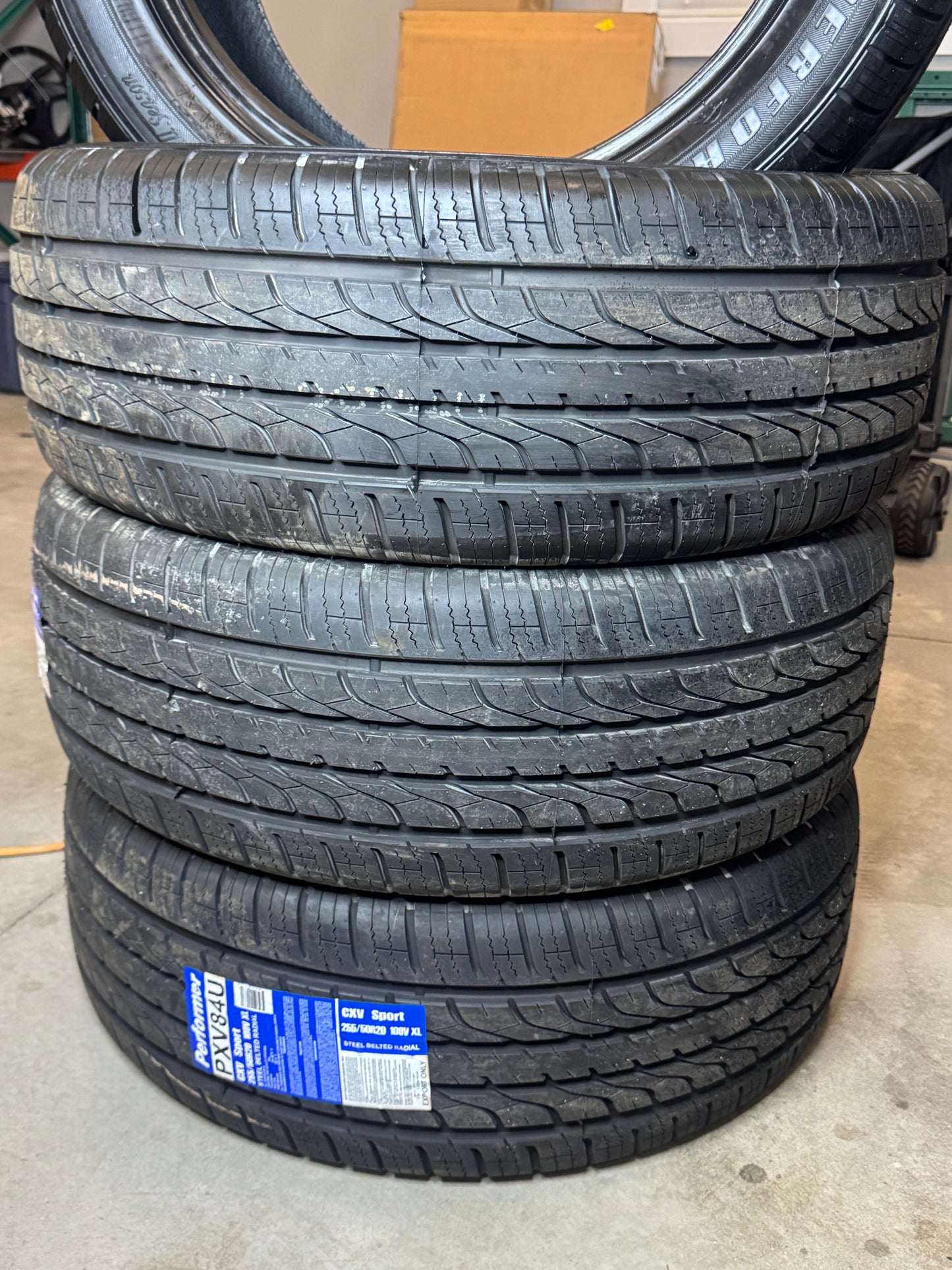 New set of 4 Tires Performer CXV Sport 255/55R18 109V AS A/S All Season